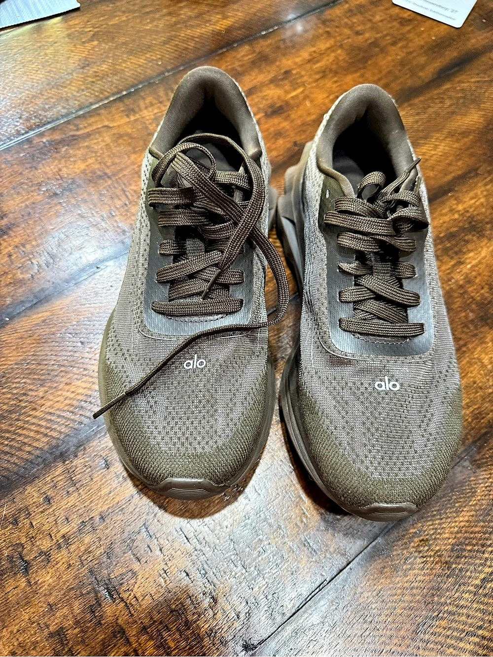 Alo RNR Athletic Shoes US 6.5 Brown